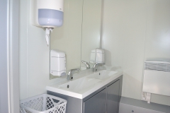 Vermietung-von-Toilettenwagen-Tobias-Evers-TW-5-1