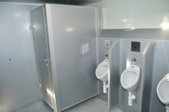 Vermietung-von-Toilettenwagen-Tobias-Evers-TW-5-5