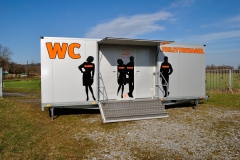 Vermietung-von-Toilettenwagen-Tobias-Evers-TW-5-6
