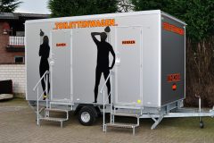 Bad-Mobil-und-Dusch-Mobil-Toilettenwagen-Tobias-Evers